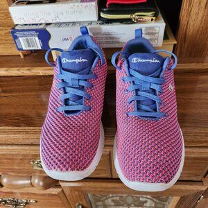 Womens Size 9 CHAMPION Athletic Shoes